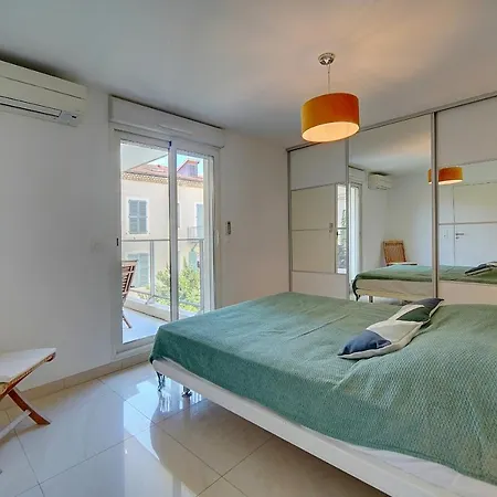2 Pieces Moderne Avec Terrasse Et Parking A 3mn Des Plages !l- A1b230 * Cannes