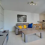 Moderne 2 Pieces Terrasse Parking, Clemenceau A1b230 Appartement *